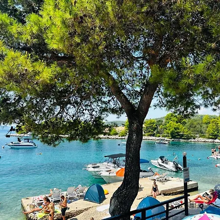 Medusalina-bora Apartman *